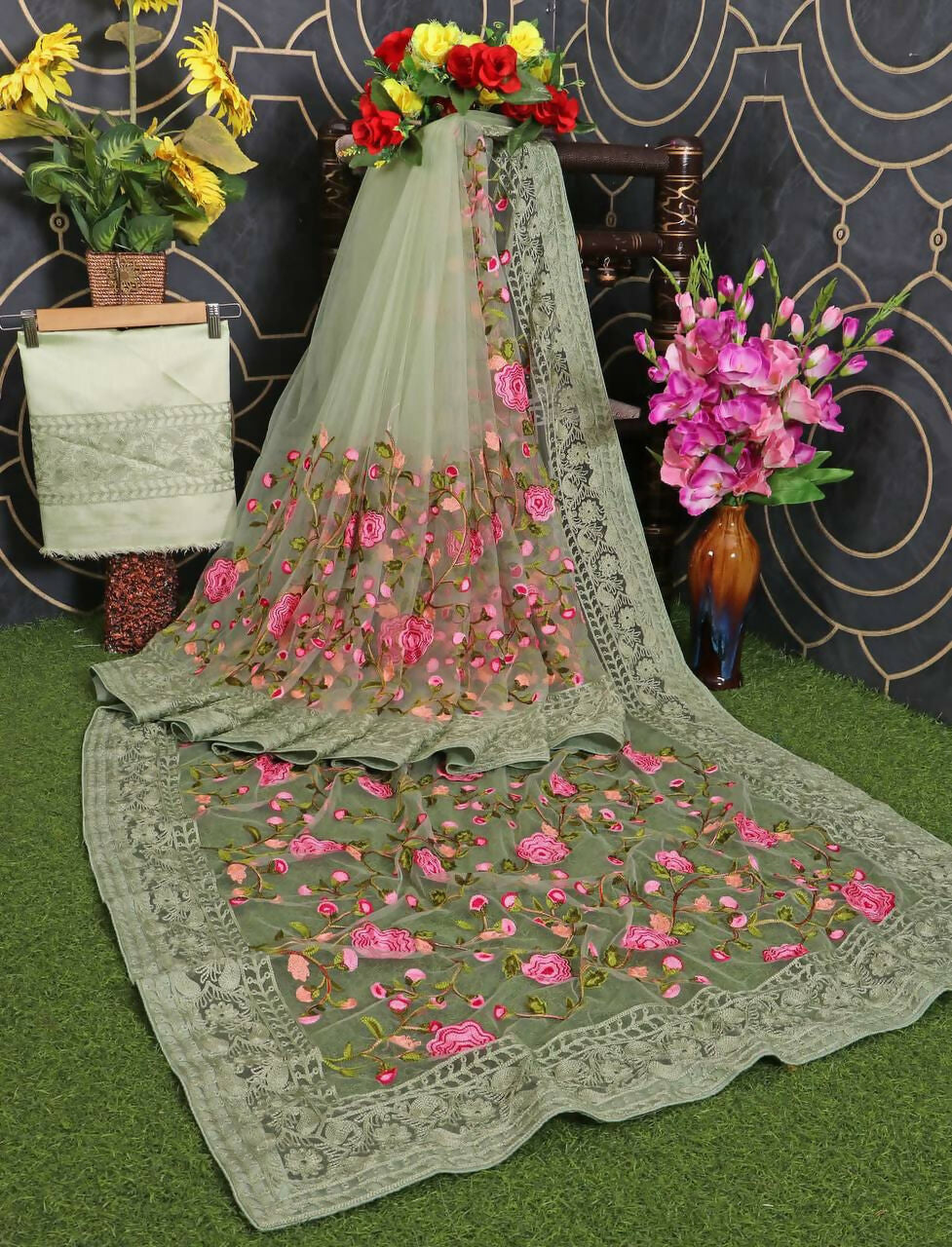 Teeya Creation Womens Latest Stylish Party Wear Soft Net Saree-Green | Grocsy