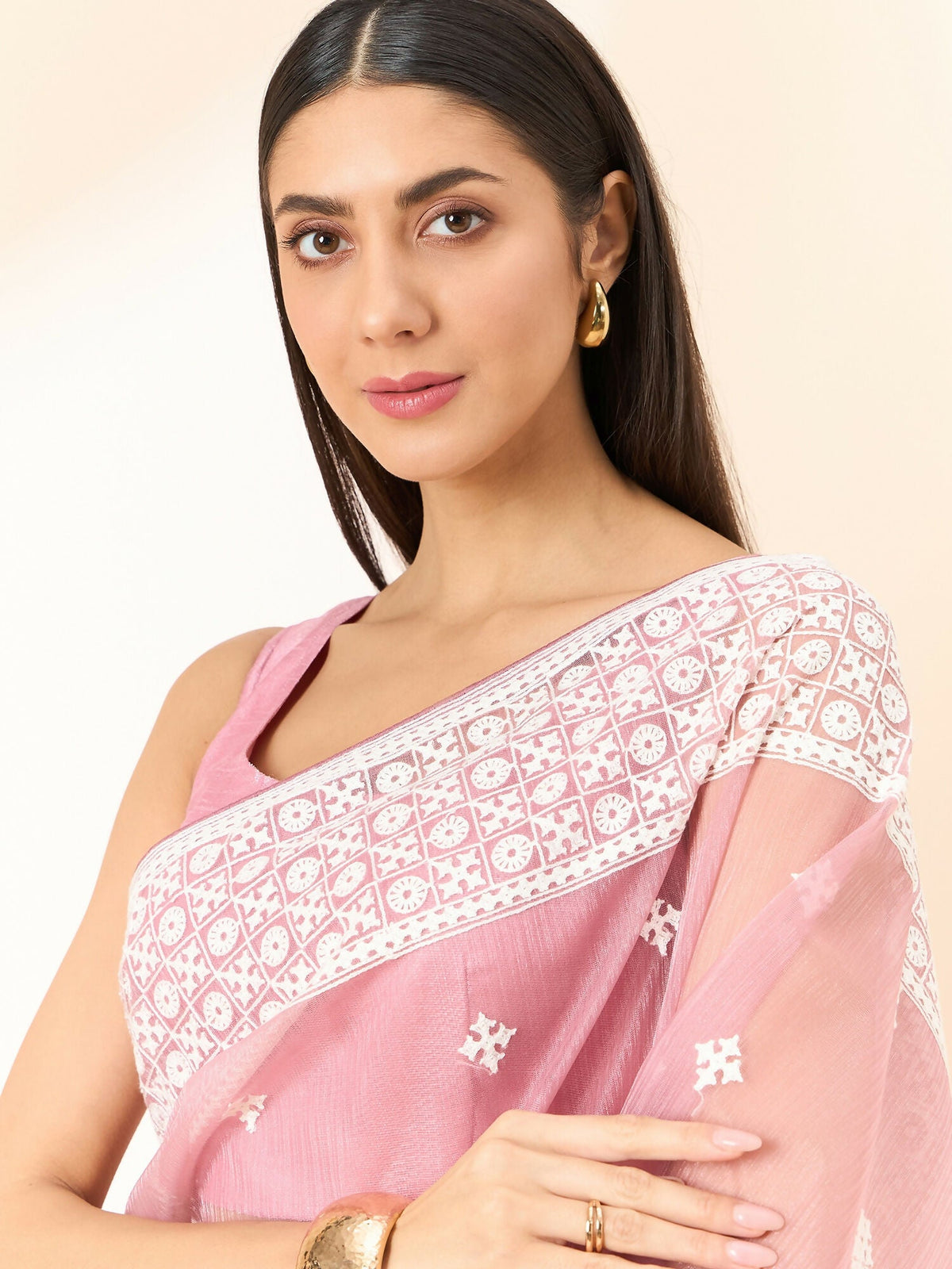 Pink Organza Geometric Embroidered Saree with Unstitched Blouse Piece - Roozal | Grocsy