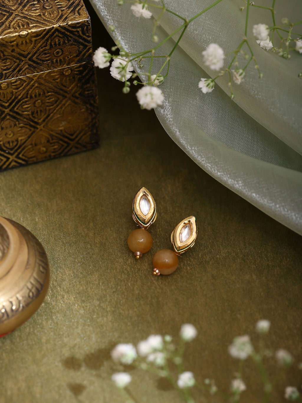 Ruby Raang Yellow Kundan Studs | Grocsy