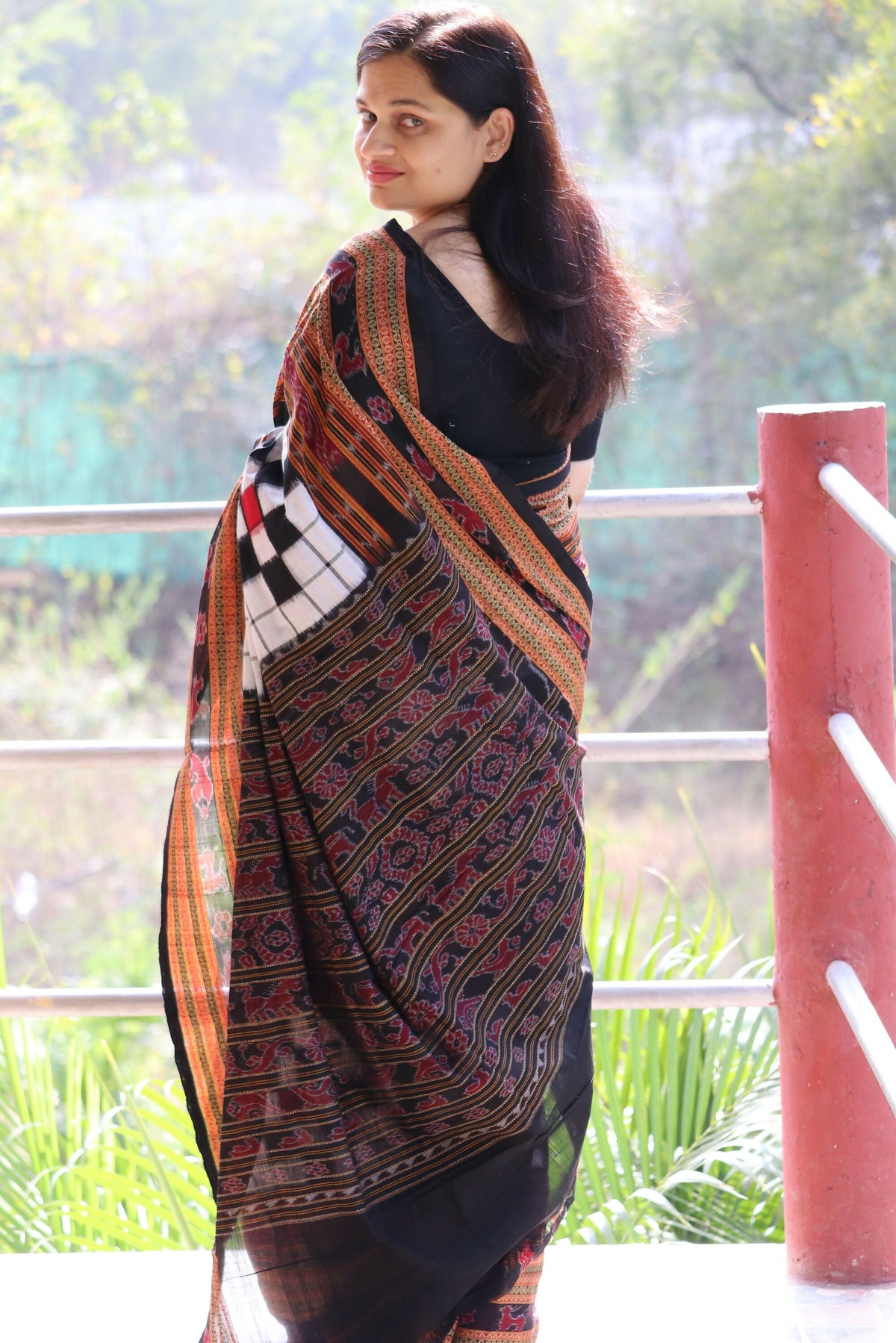Earthyweaves Triveni Sambalpuri Saree | Grocsy