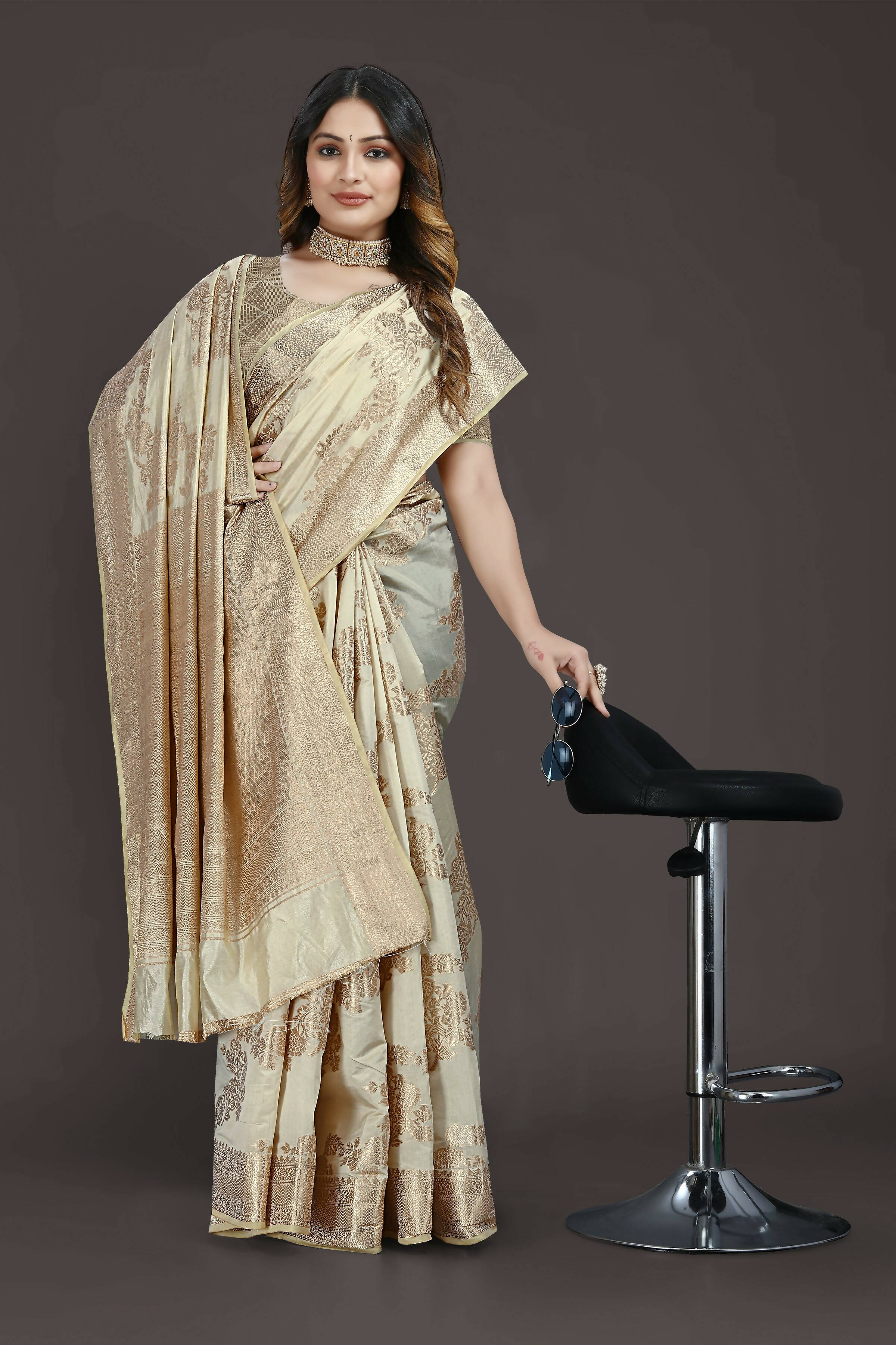 Off White Pure Raw Silk Zari Woven Saree with Unstitched Blouse Piece - Alisha | Grocsy