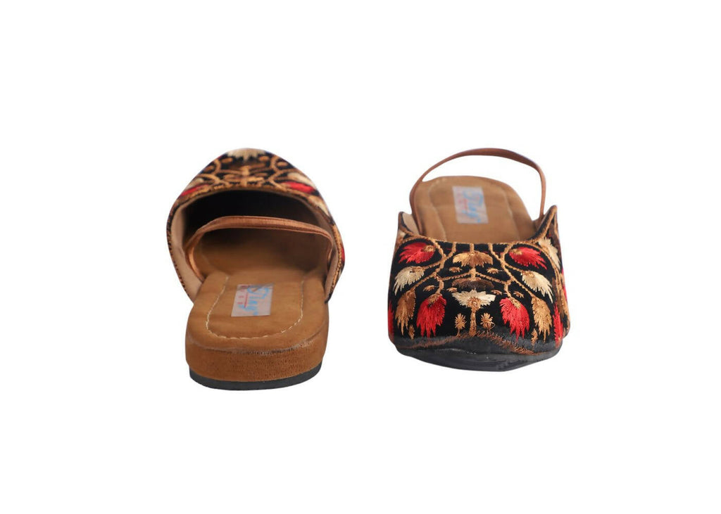 Tiny Bugs Girls Embroidered Strap Ethnic Mojaris - Black | Grocsy