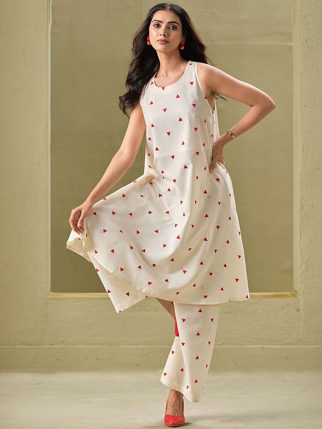 Sangria Off White Geometric Printed Round Neck A-Line Pure Cotton Kurta With Palazzos | Grocsy