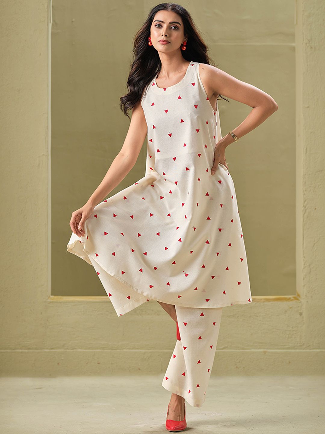 Sangria Off White Geometric Printed Round Neck A-Line Pure Cotton Kurta With Palazzos | Grocsy