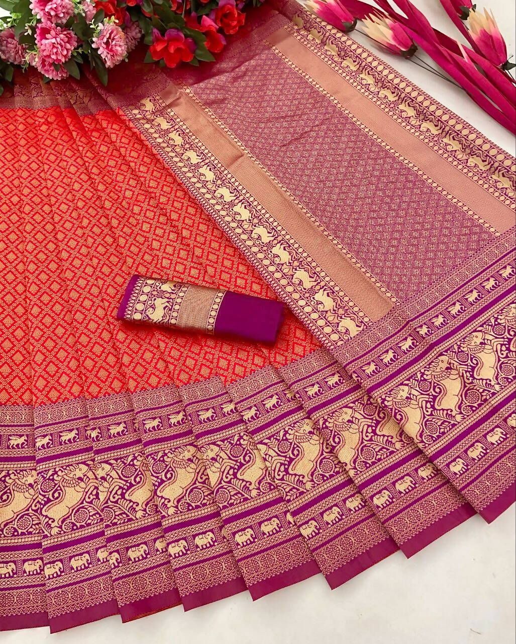 DEIANA'S Beautiful Designer Golden zari Soft Lichi Silk Saree - Red | Grocsy