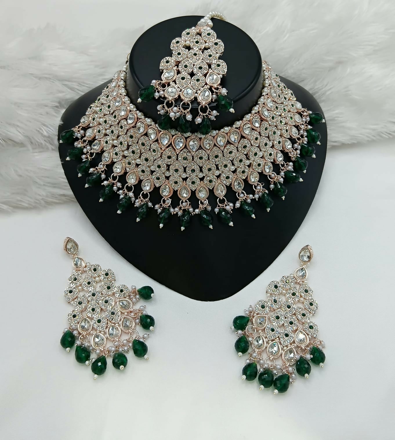 Joban Fashion Women Green Stone Work Necklace Set | Grocsy