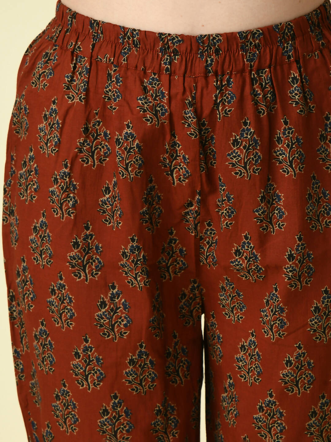 Myshka Women's Multi A-Line Kurta & Trousers | Grocsy