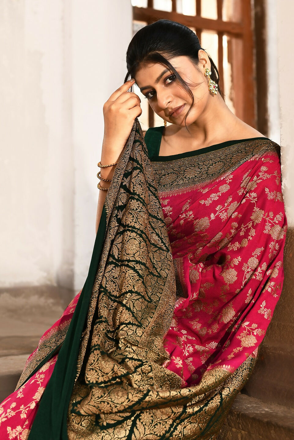 Joban Fashion Hot Pink Crepe Chiffon Pure Handloom Banarasi Silk Saree | Grocsy