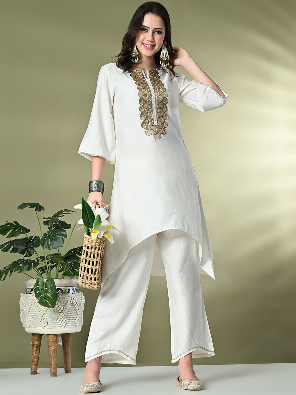 Sangria Embroidered Regular Gotta Patti Kurta with Palazzos | Grocsy
