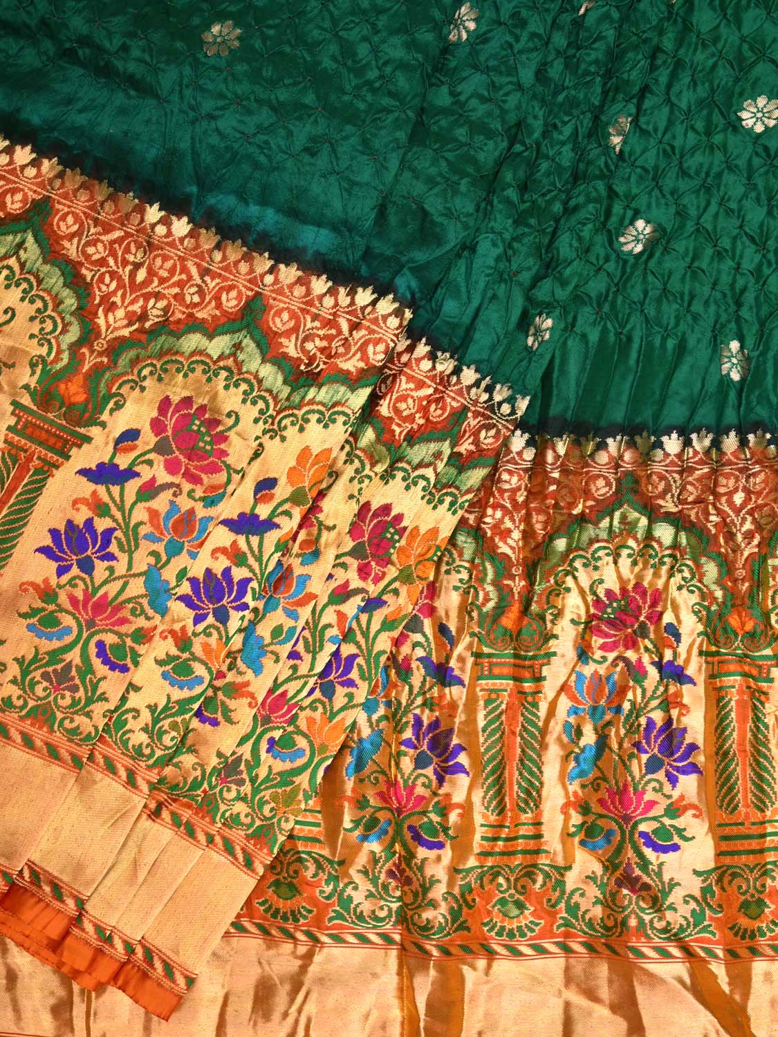 Dark Green Bandhani Paithani Silk Handloom Saree with One Side Border Design - Global Threads | Grocsy