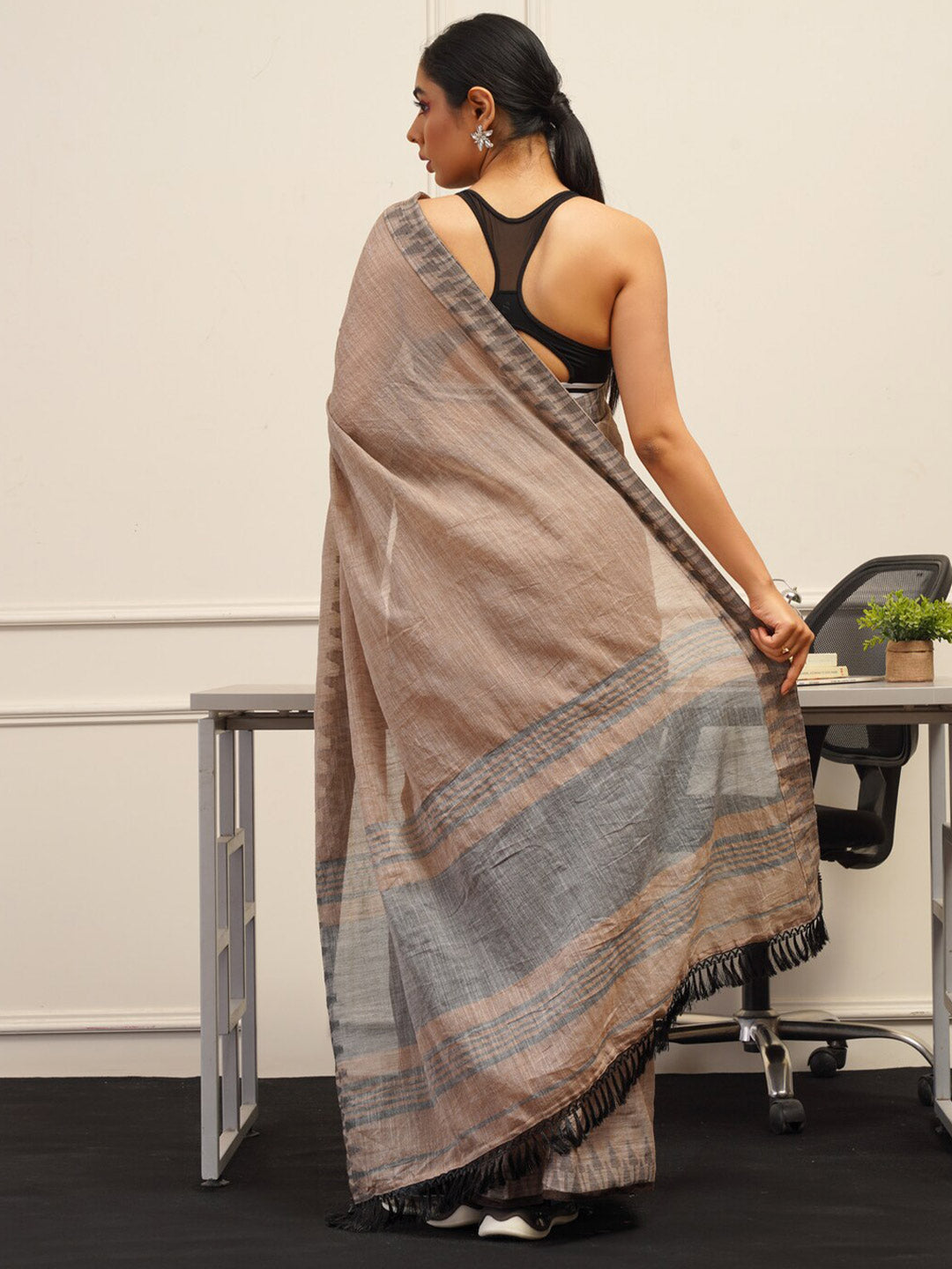 Tikhi Imli Brown Printed Woven Design Saree | Grocsy