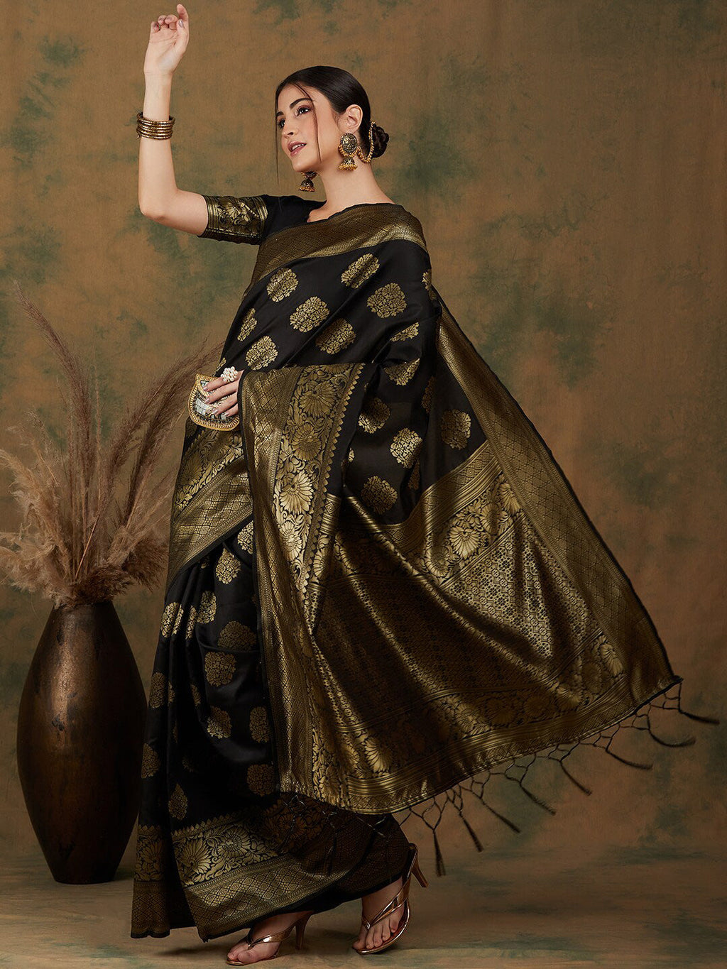 Sangria Ethnic Motif Woven-Design Banarasi Sarees | Grocsy