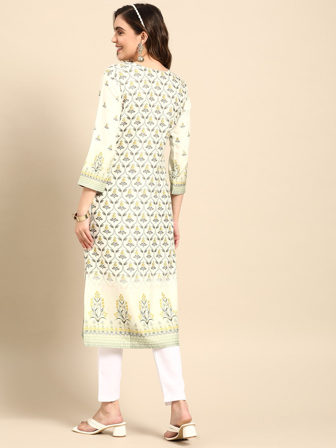 Sangria Women Green Floral Yoke Design Kurta | Grocsy
