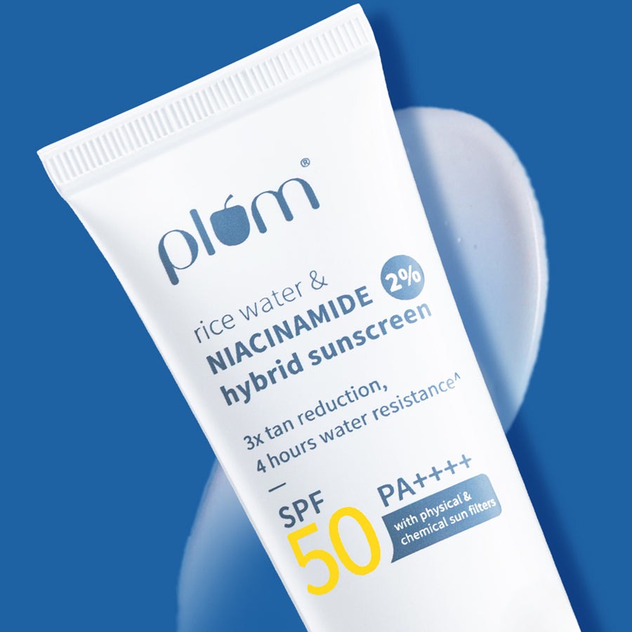 Plum 2% Niacinamide Sunscreen SPF 50 PA+++ UVA/B - Reduces Tan, No White Cast, Dermat Tested | Grocsy