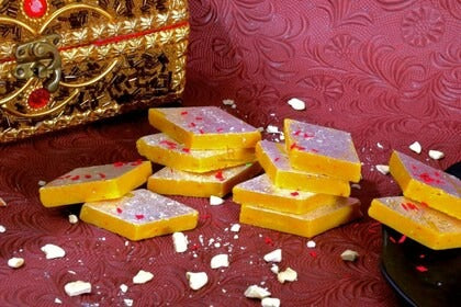 Ghasitaram Pure Kesari Kaju Katli Sweets | Grocsy