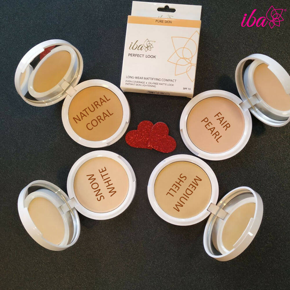 Iba Perfect Look Long-Wear Mattifying Compact SPF 15 - 01 Fair Pearl | Grocsy