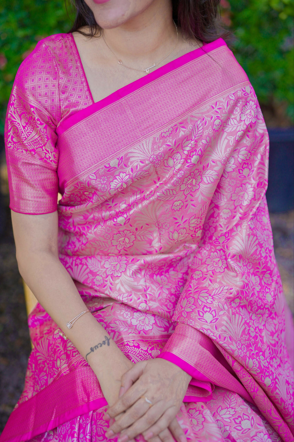 Prime Volt Bridal Kanchipuram Silk Saree with Rich Zari Weaving & Contrast Border-Pink | Grocsy