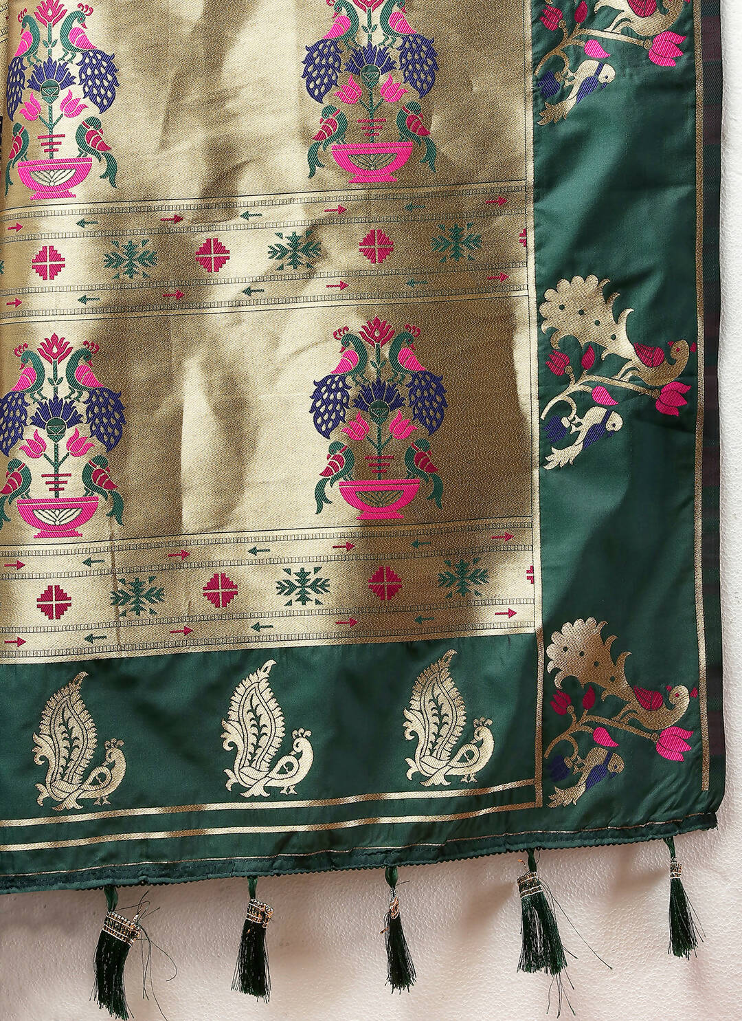 Lorenvalley Fashion Green Soft Paithani Silk Woven Design Gold Zari Meenakari Weaving Saree | Grocsy