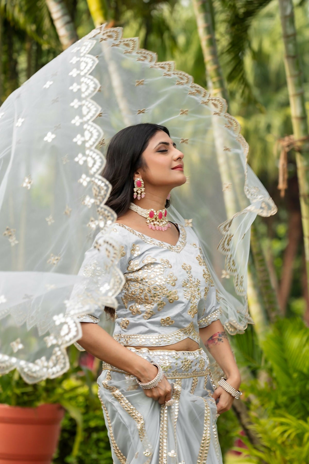 Eilara Glamorous Women'S Grey Zari With Paper Mirror Embroidered Net Fabric Lehenga Choli | Grocsy