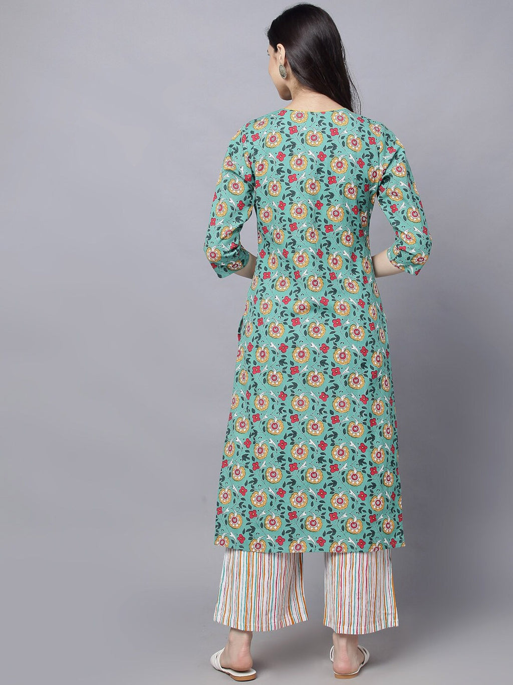 HERE&NOW Women Green Floral Printed Kurta Set | Grocsy
