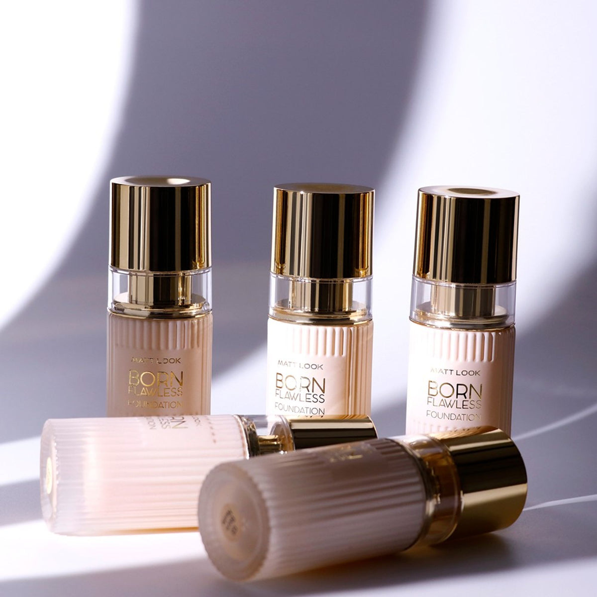 Matt Look Born Flawless Weightless Foundation - Born Ivory | Grocsy
