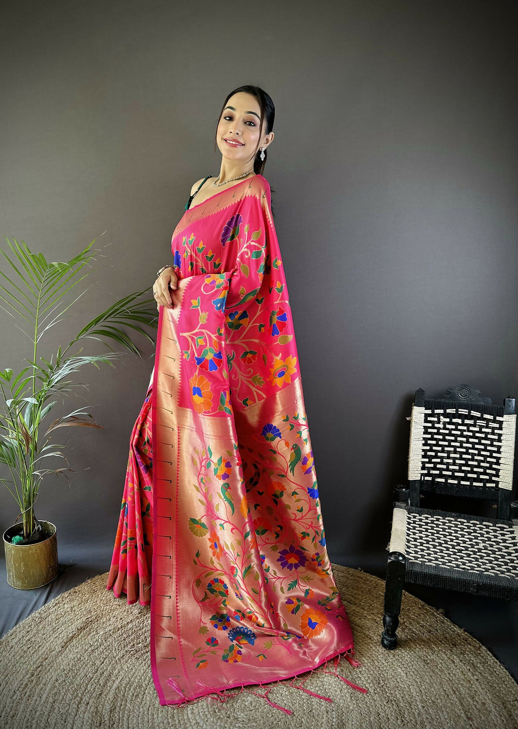 Joban Fashion Reddish Pink Zari Woven Floral Motifs Soft Silk Paithani Silk Saree | Grocsy
