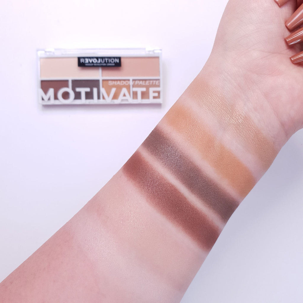 Makeup Revolution Relove Colour Play Eyeshadow Palette - Motivate | Grocsy