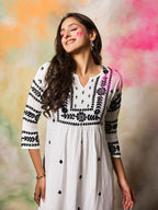 HOUSE OF KARI Notched Neck Floral Embroidered Chikankari Cotton Kurta | Grocsy