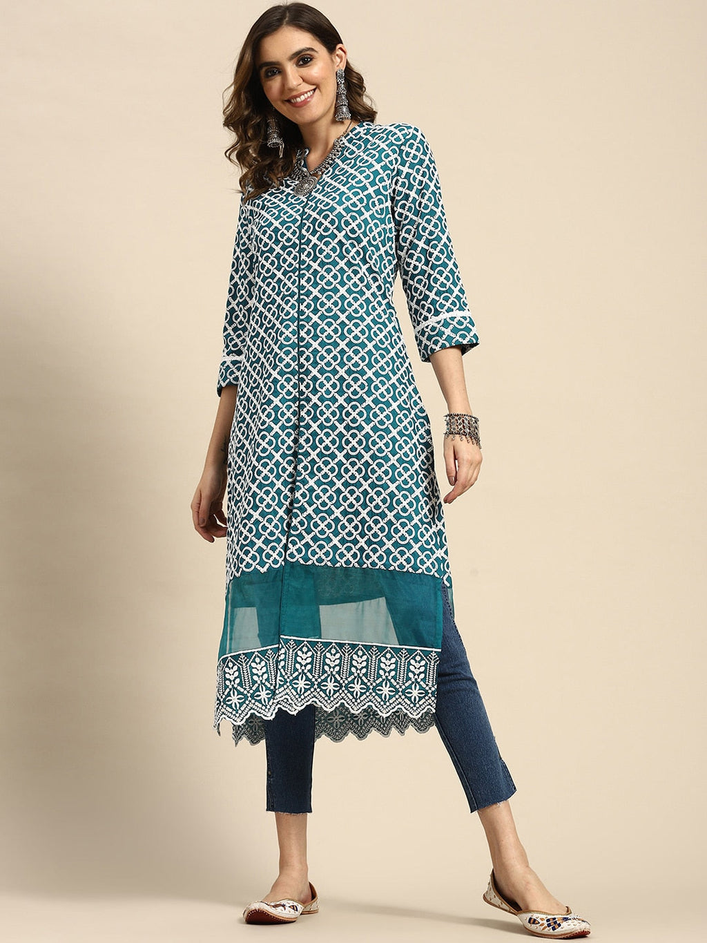 Sangria Chikankari Embroidered Kurta | Grocsy