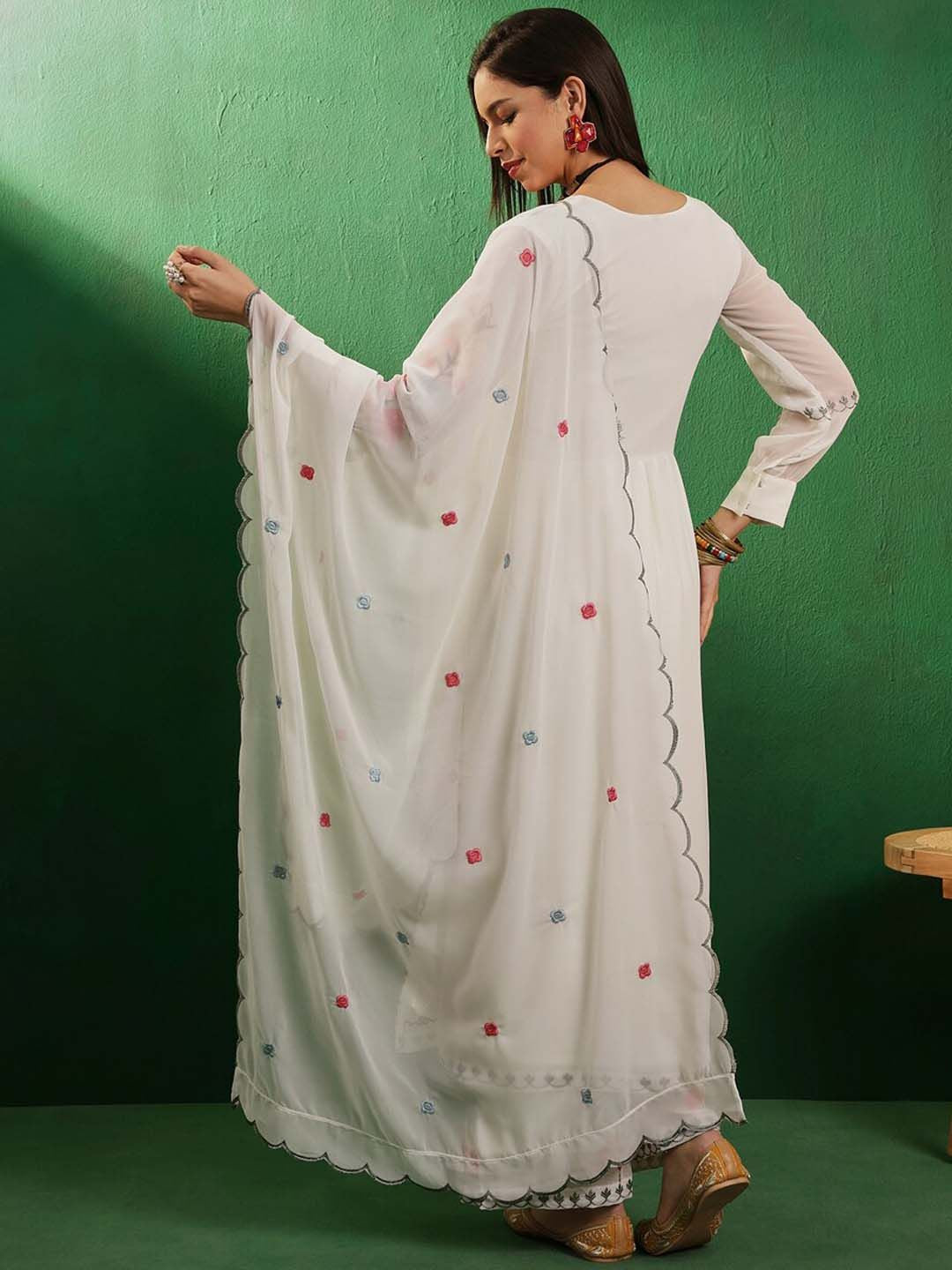 Sangria V-Neck Long Sleeves Thread Work Embroidered Kurta Sets | Grocsy