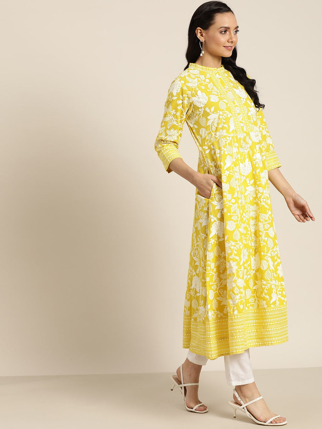 Sangria Women Yellow & White Ethnic Motifs Print Pure Cotton Anarkali Kurta | Grocsy