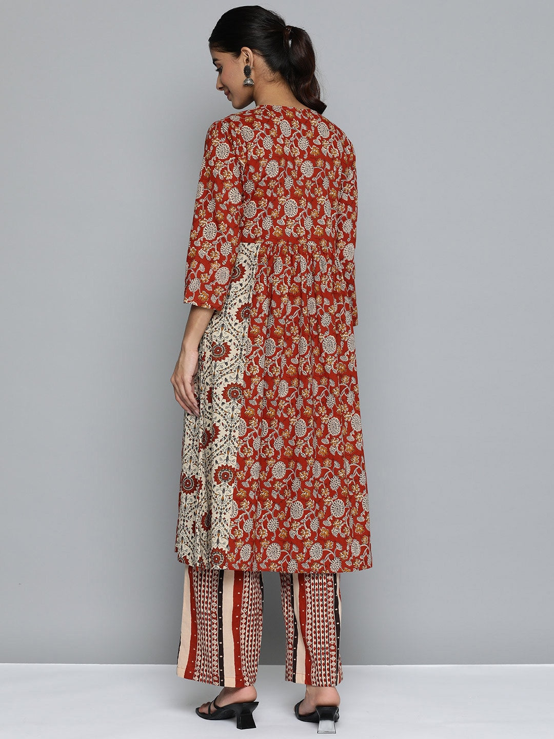 HERE&NOW Women Ethnic Motifs Printed Regular Pure Cotton Kurta Set | Grocsy