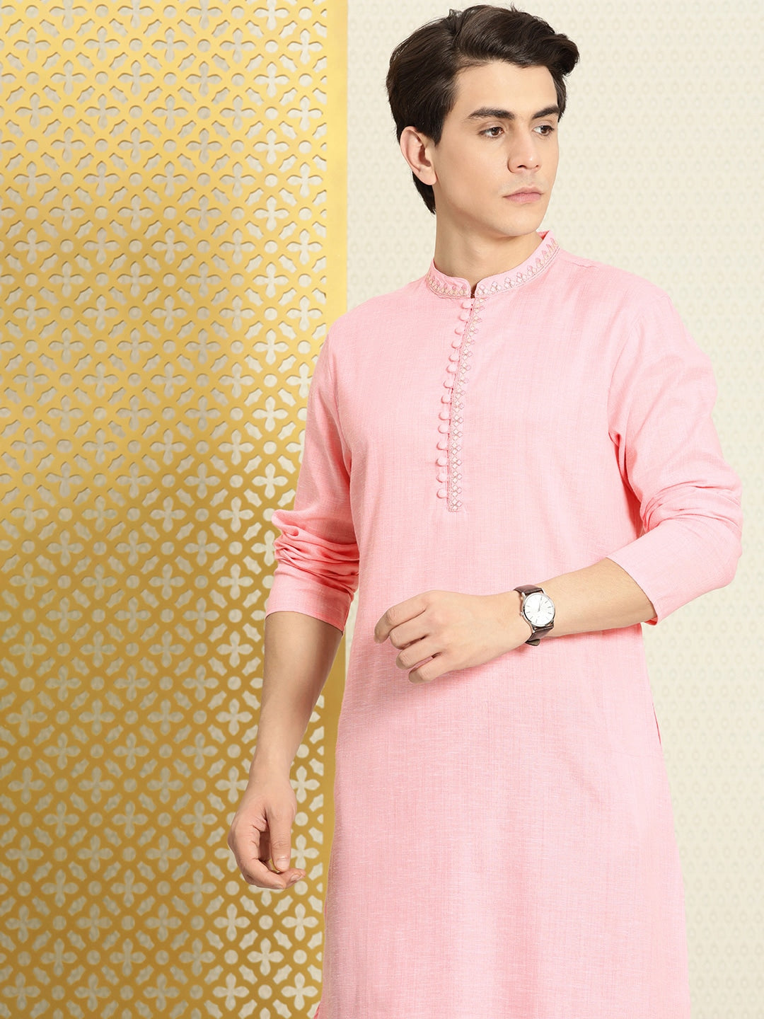 House of Pataudi Men Solid Thread Work Jashn Kurta | Grocsy