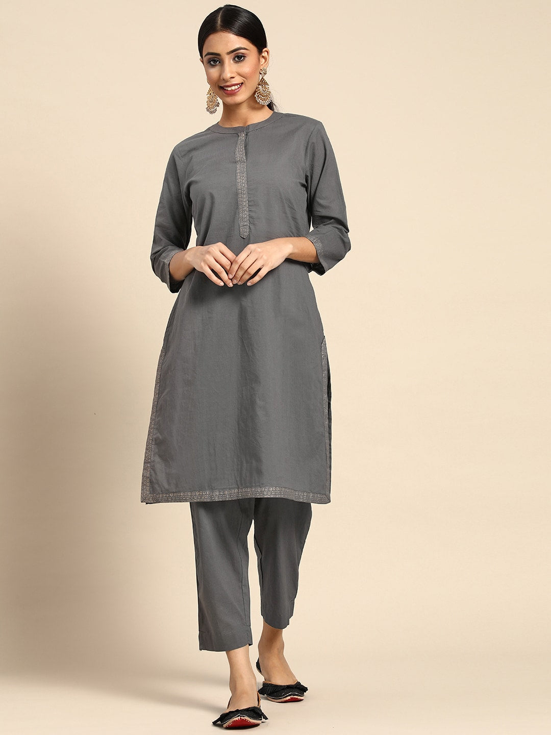 Sangria Women Charcoal Grey Pure Cotton Solid Kurta with Cropped Trousers | Grocsy