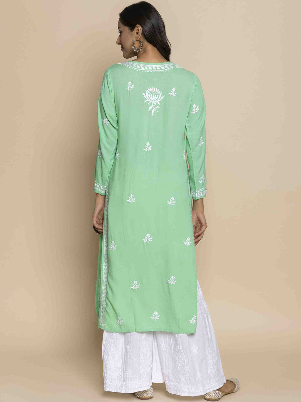 HOUSE OF KARI Floral Embroidered Chikankari Straight Kurta | Grocsy