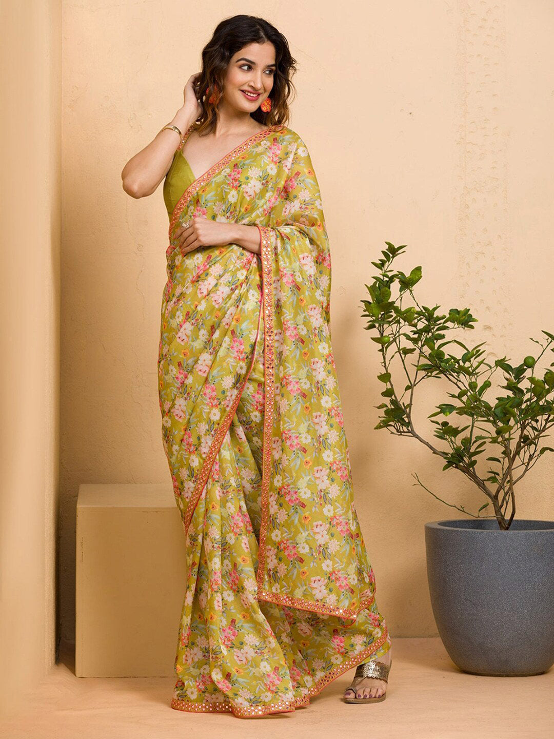 Sangria Floral Printed Mirror Work Saree | Grocsy
