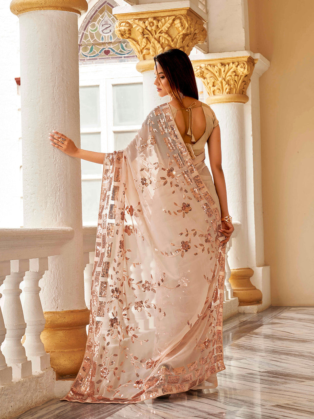 Tikhi Imli Floral Sequinned Georgette Saree | Grocsy