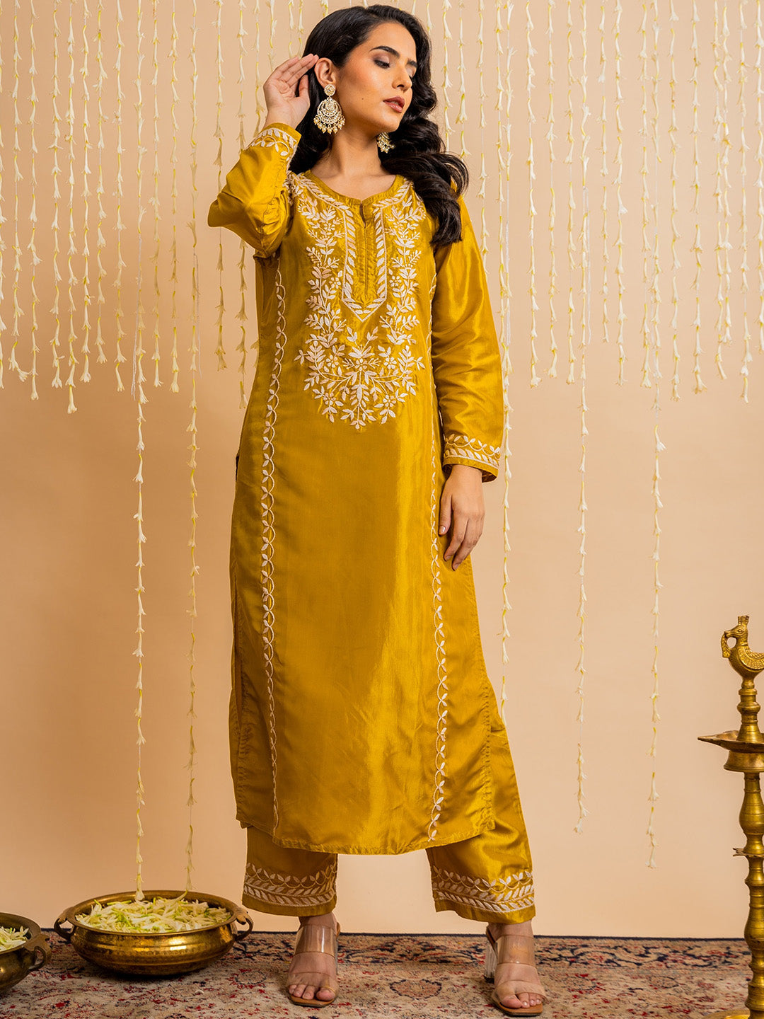 HOUSE OF KARI Floral Embroidered Silk Chikankari Kurta | Grocsy