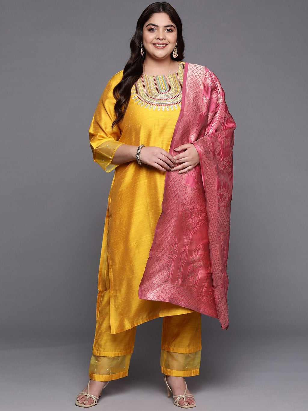 Sztori Plus Size Ethnic Motifs Embroidered Regular Kurta & Palazzos With Dupatta | Grocsy