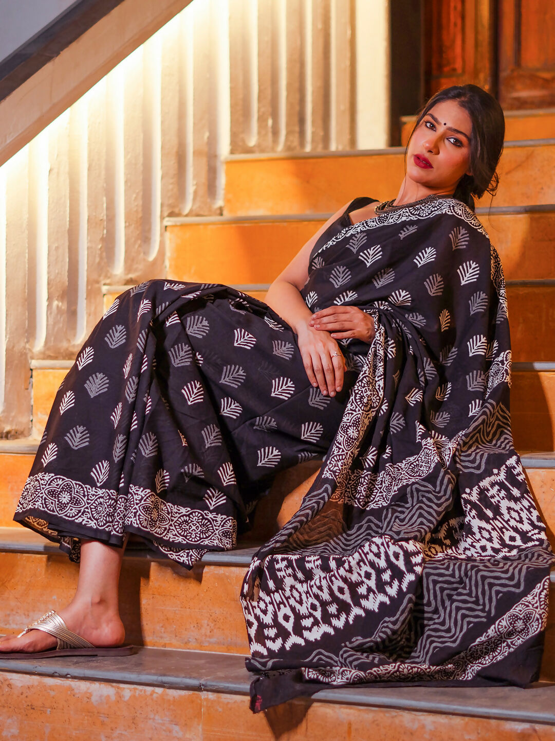 Zibaa Hand-Blocked Pure Mul Cotton Black Saree | Grocsy