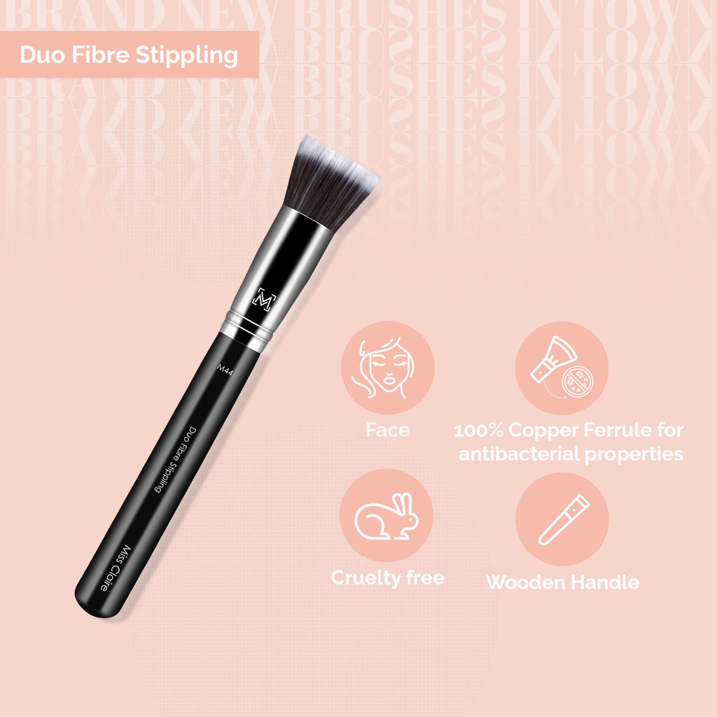 Miss Claire M44 - Duo Fibre Stippling Brush - Chrome | Grocsy