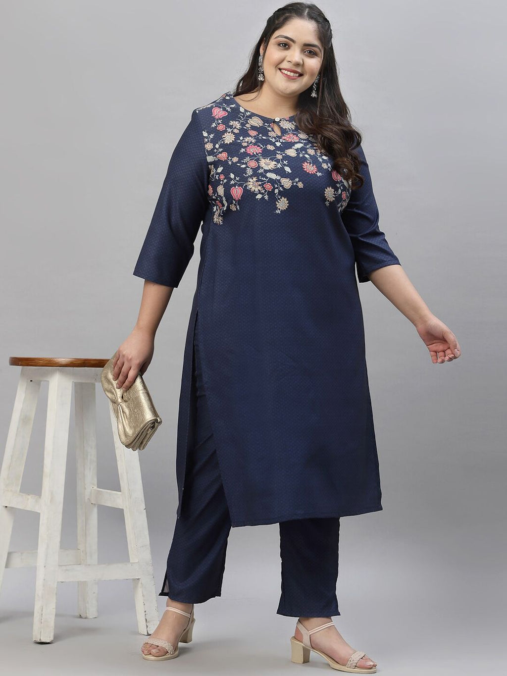 Sztori Plus Size Floral Printed Regular Kurta with Trousers | Grocsy