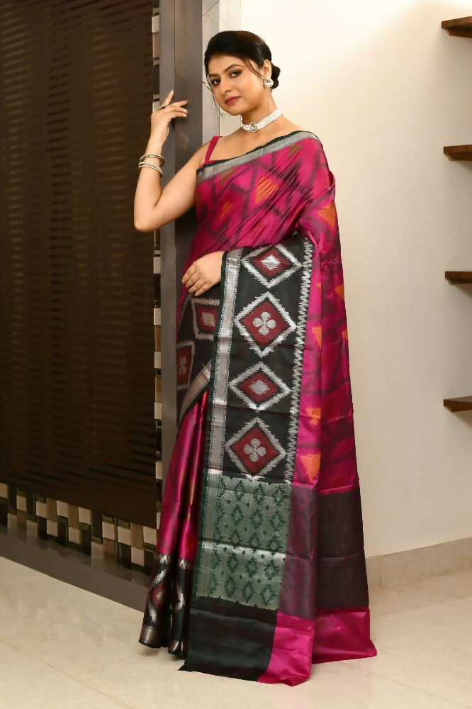 Joban Fashion Black & Pink Saree Kataan Ikkat | Grocsy