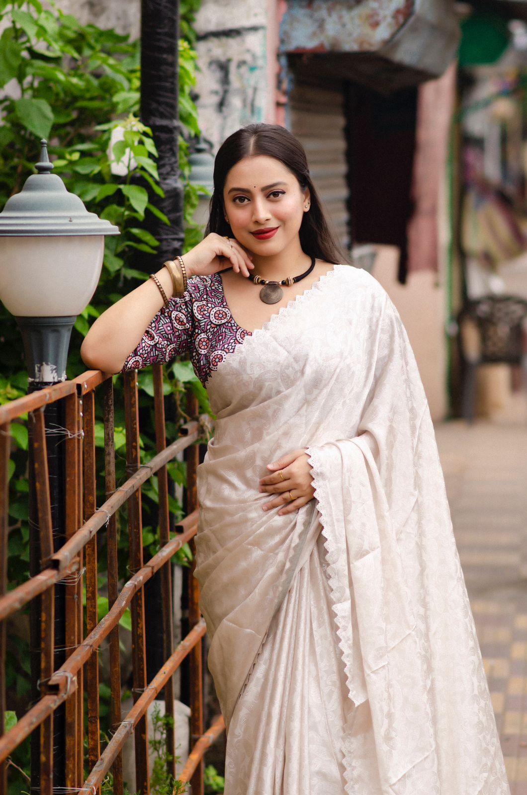 Grey Poly Silk Ethnic Motifs Saree with Unstitched Blouse - A2M | Grocsy
