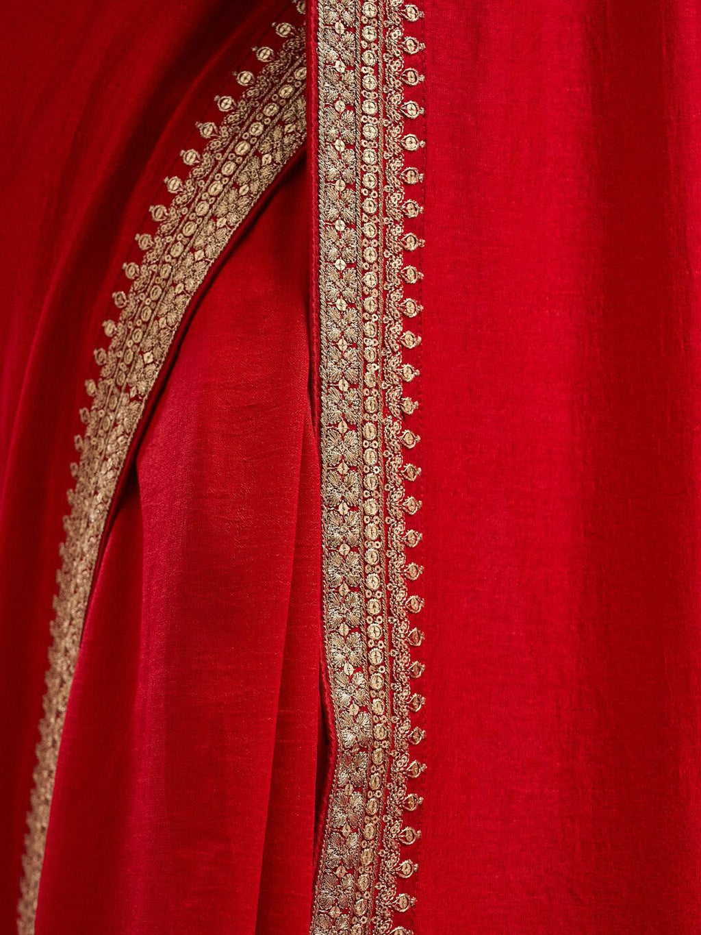 kasee Solid Embroidered Pure Silk Saree | Grocsy