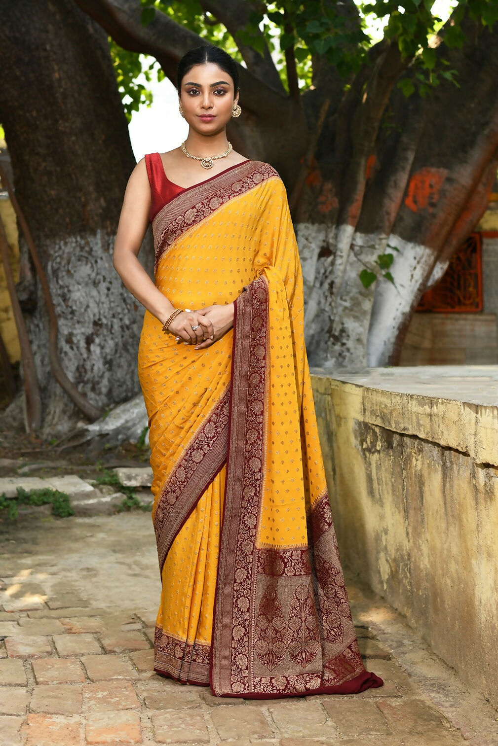 Joban Fashion Yellow Crepe Chiffon Pure Handloom Banarasi Silk Saree | Grocsy