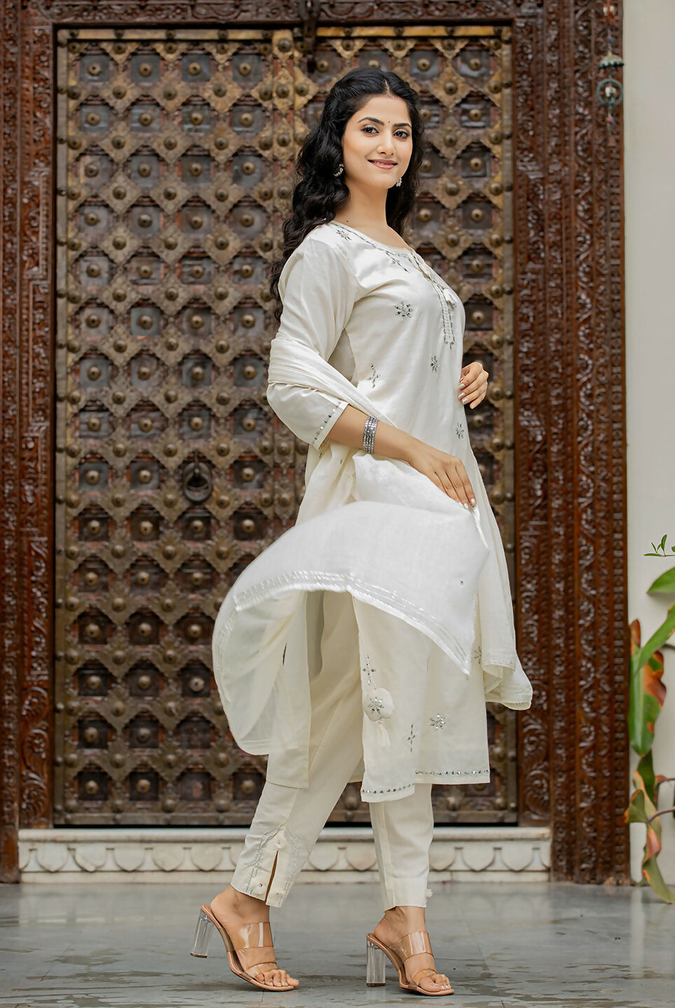 Kaajh Women's Off White Mirror Embellished Cotton Suit Set | Grocsy
