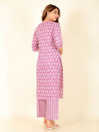Aramya Pink Soft Cotton Floral Print Panelled Kurta Set for Women | Grocsy