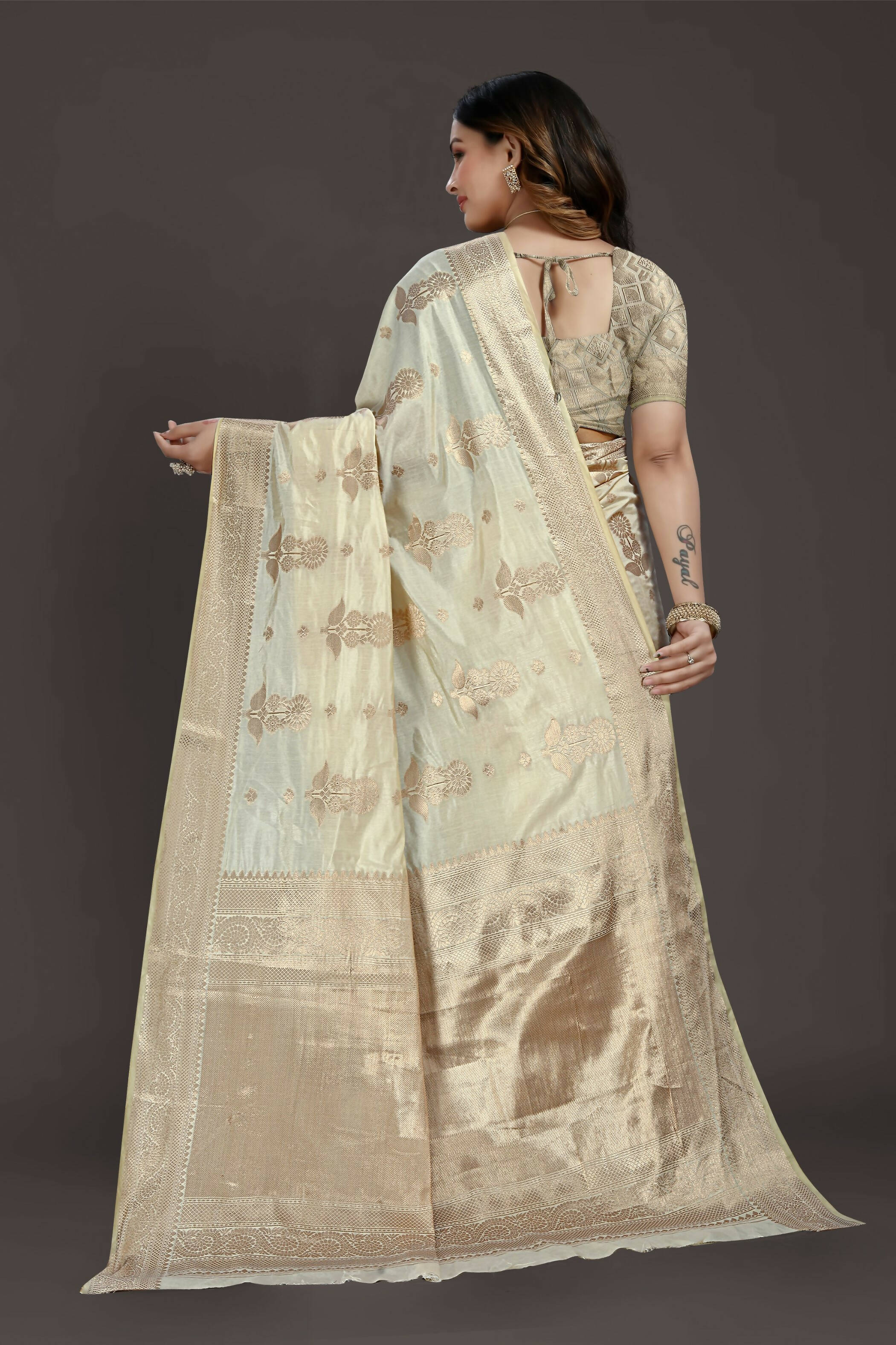 Off White Pure Raw Silk Zari Woven Saree with Unstitched Blouse Piece - Alisha | Grocsy