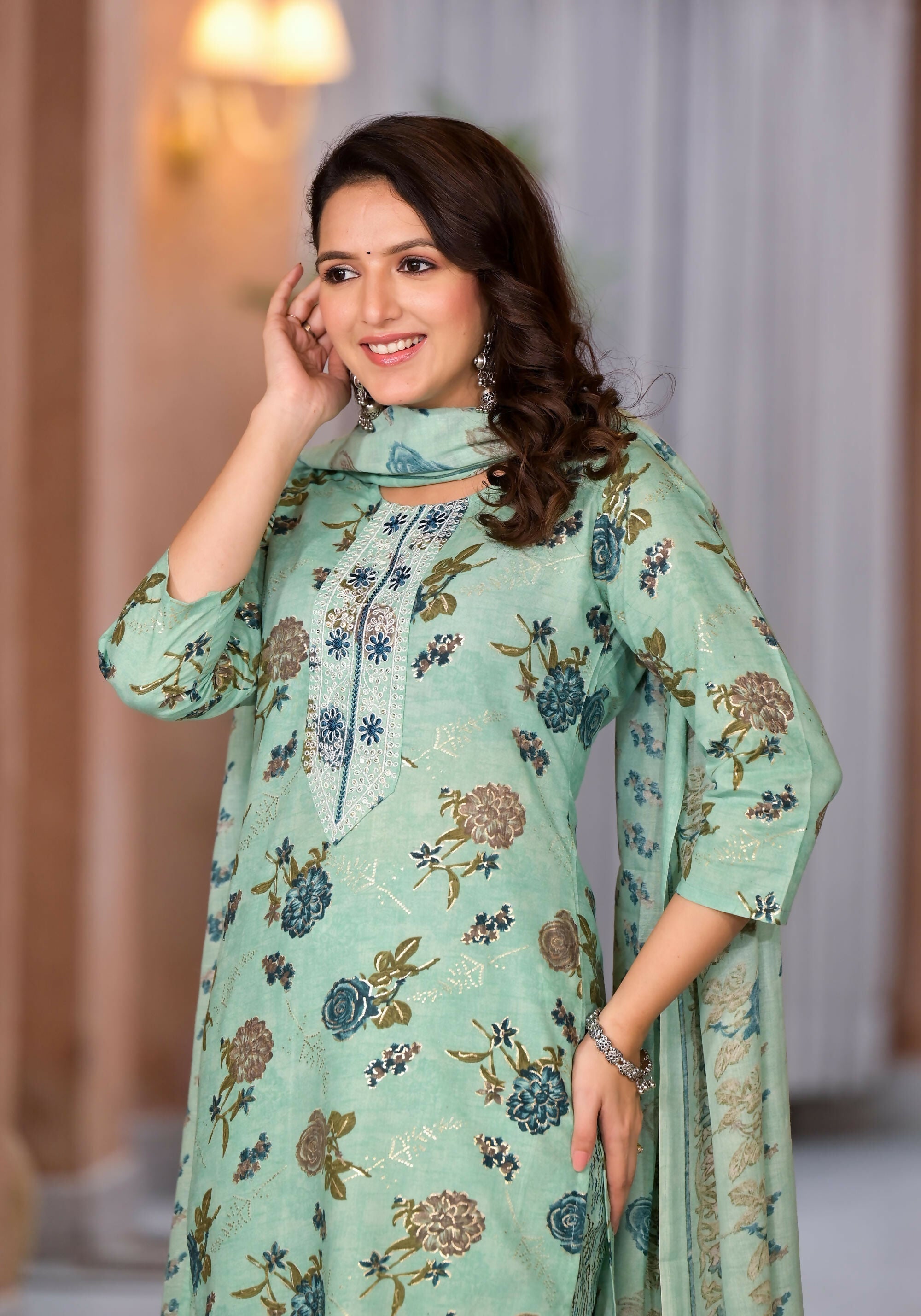 Juniper Women's Green Floral Printed Cotton Kurta Set With Thread Work | Grocsy
